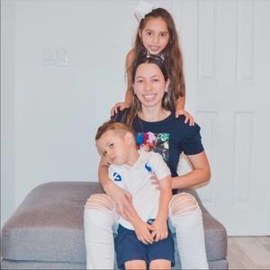 Meet your Posher, Monica